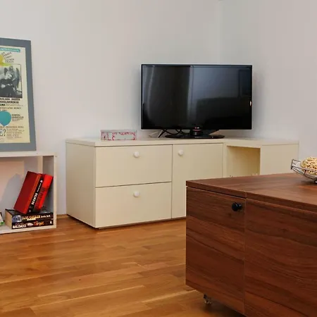 Superb Penthouse Luna شقة بول