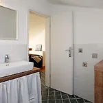 Superb Penthouse Luna Apartment Bol